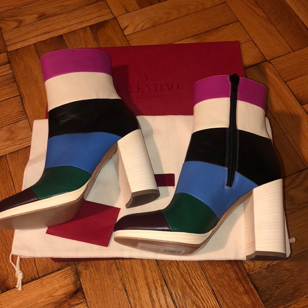 VALENTINO BOOTIES - Picture 2 of 6